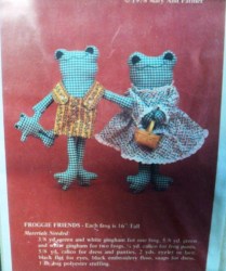 16'' FOLK ART CUTIE FROGGIE FRIENDS 1978 FROG PATTERN